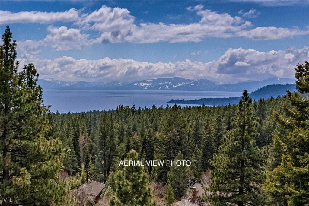 725 Fairview Boulevard, Unit 11, Incline Village, NV 89451 Photo
