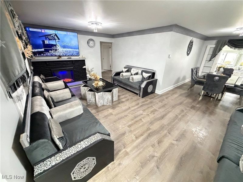 14750 Seneca Trail, Middleburg Heights, OH 44130 Photo 2