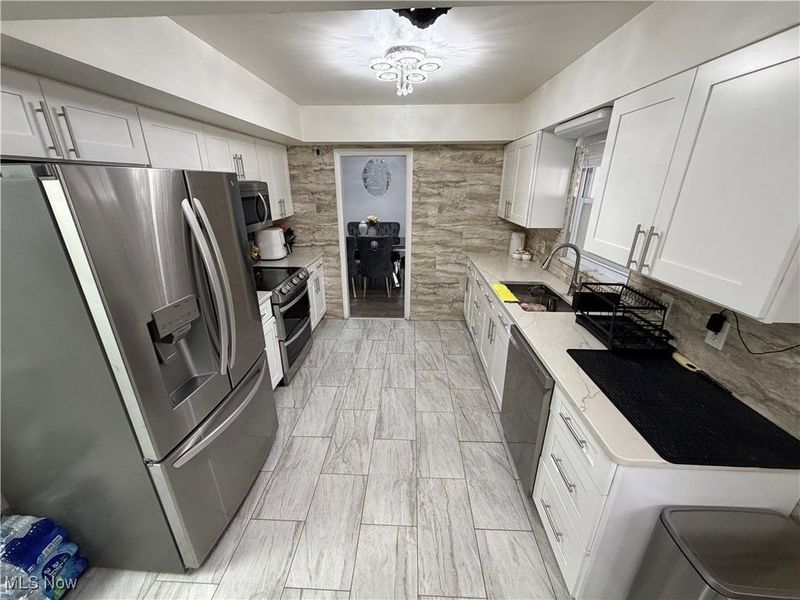 14750 Seneca Trail, Middleburg Heights, OH 44130 Photo 7