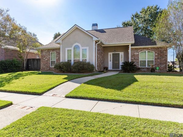 11030 Paddock Ave, Saint George, LA 70816