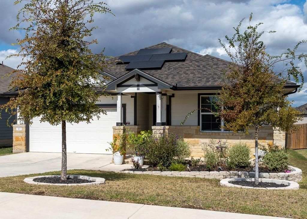 123 Wichita River Rd, Hutto, TX 78634 Main Photo