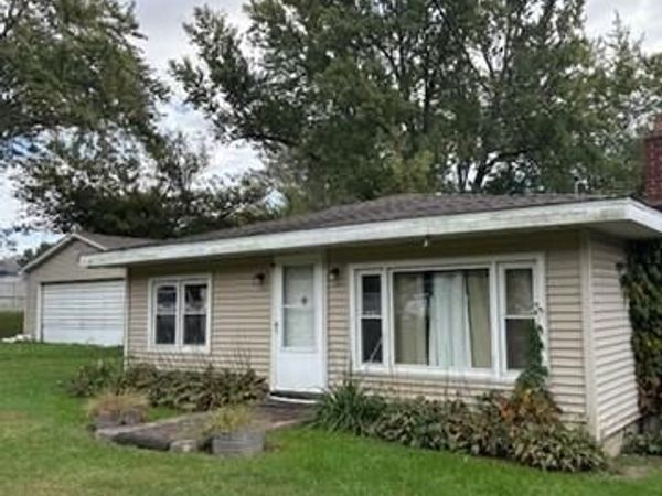 5527 W 153rd Avenue, Lowell, IN 46356