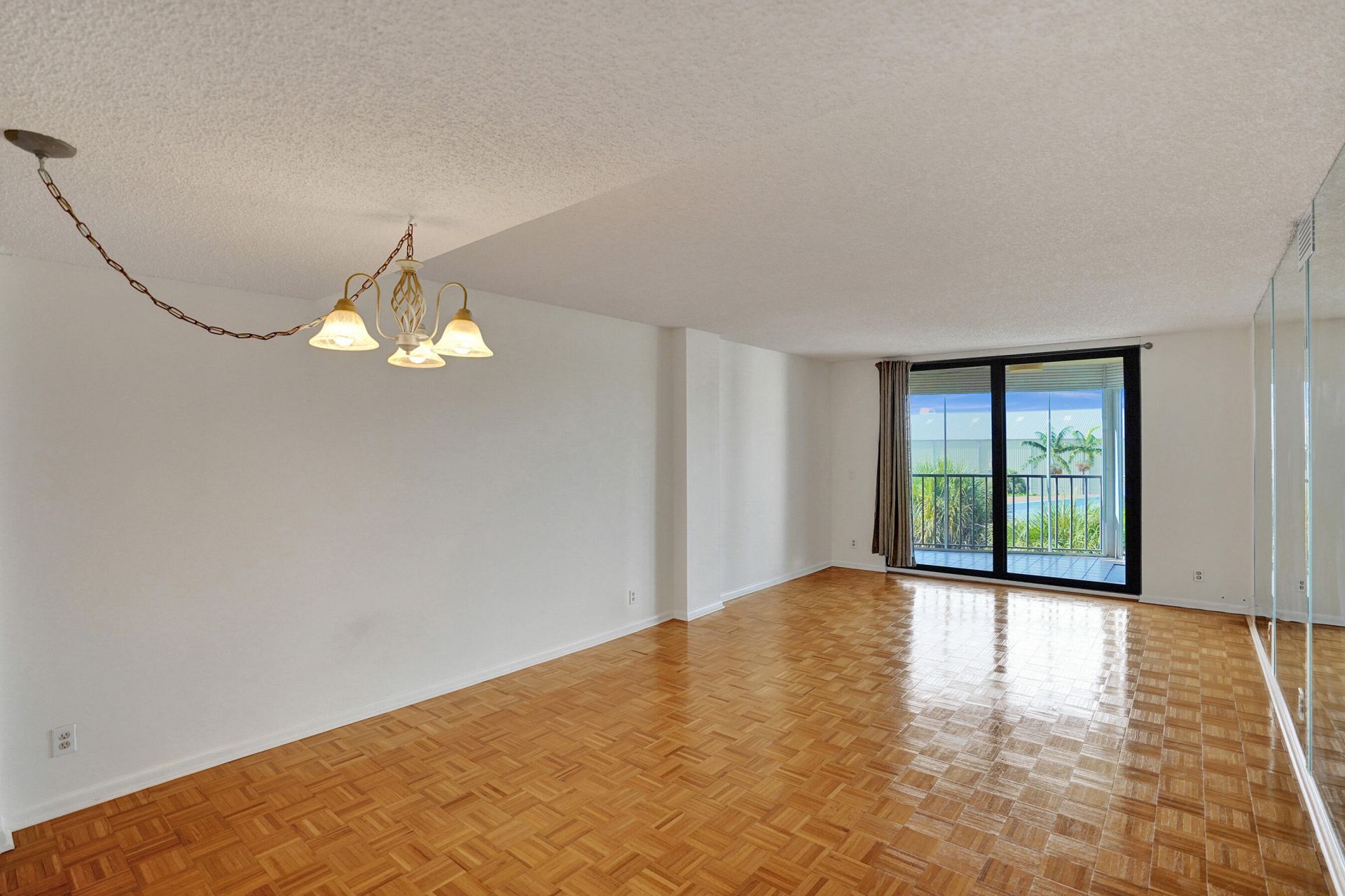 890 N Federal Highway, Unit 410, Lantana, FL 33462 Photo