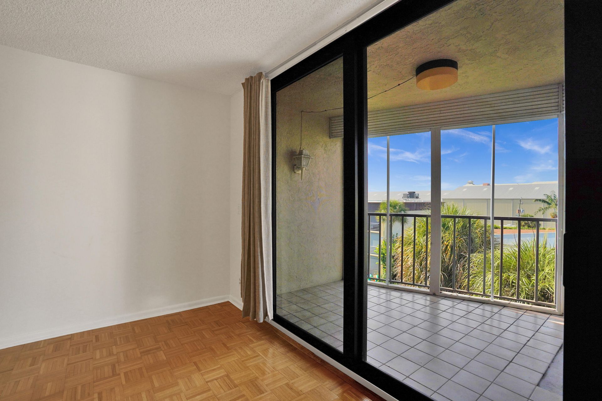 890 N Federal Highway, Unit 410, Lantana, FL 33462 Photo