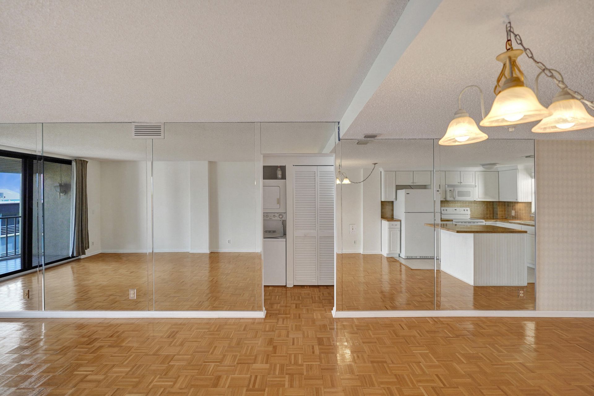 890 N Federal Highway, Unit 410, Lantana, FL 33462 Photo