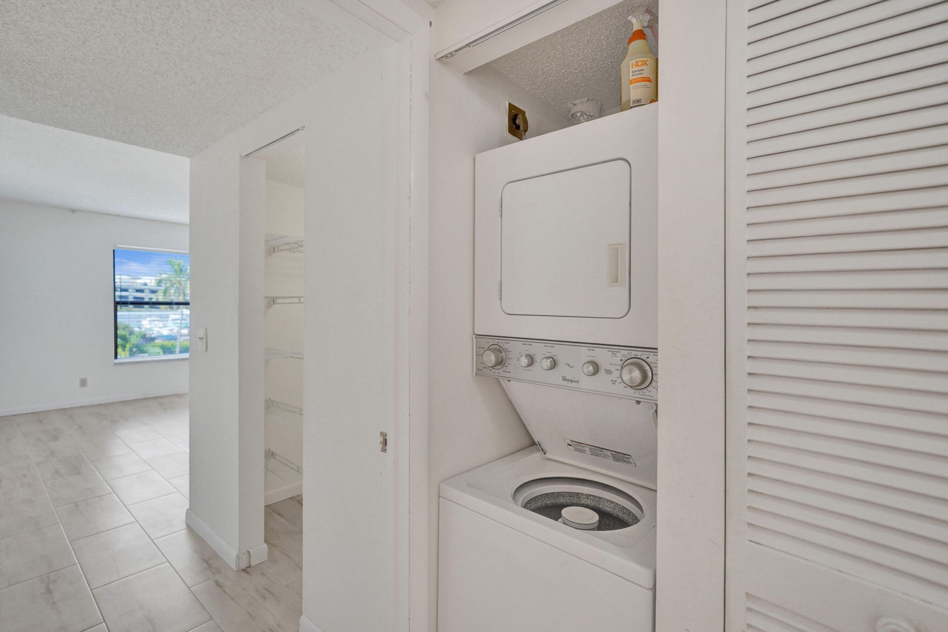 890 N Federal Highway, Unit 410, Lantana, FL 33462 Photo