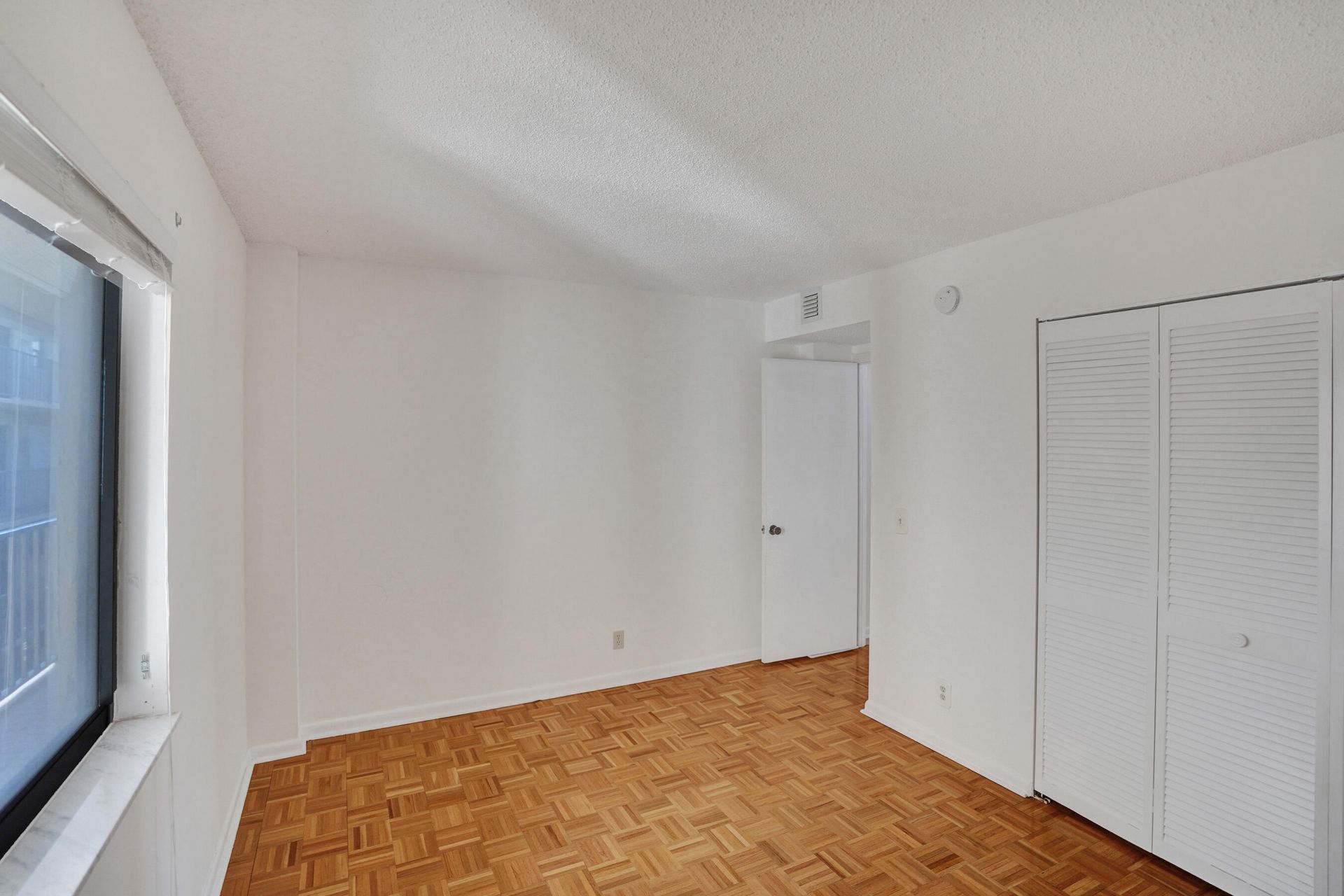 890 N Federal Highway, Unit 410, Lantana, FL 33462 Photo