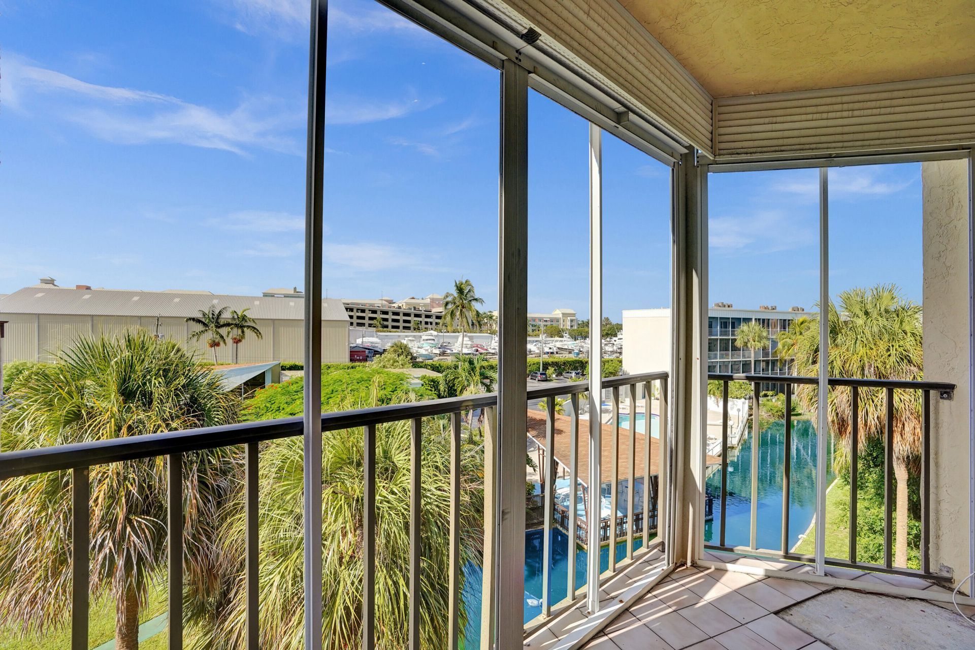890 N Federal Highway, Unit 410, Lantana, FL 33462 Photo
