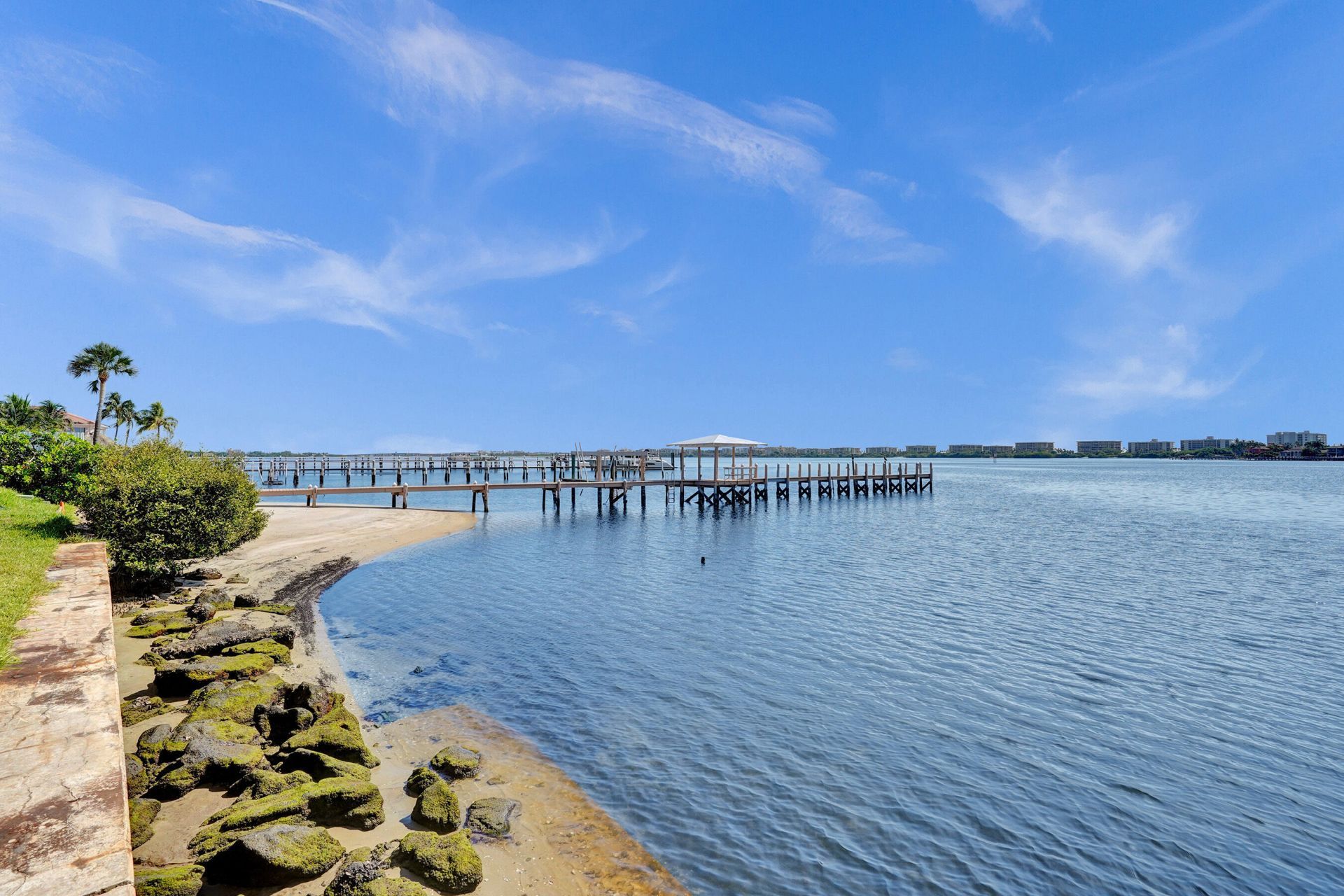 890 N Federal Highway, Unit 410, Lantana, FL 33462 Photo
