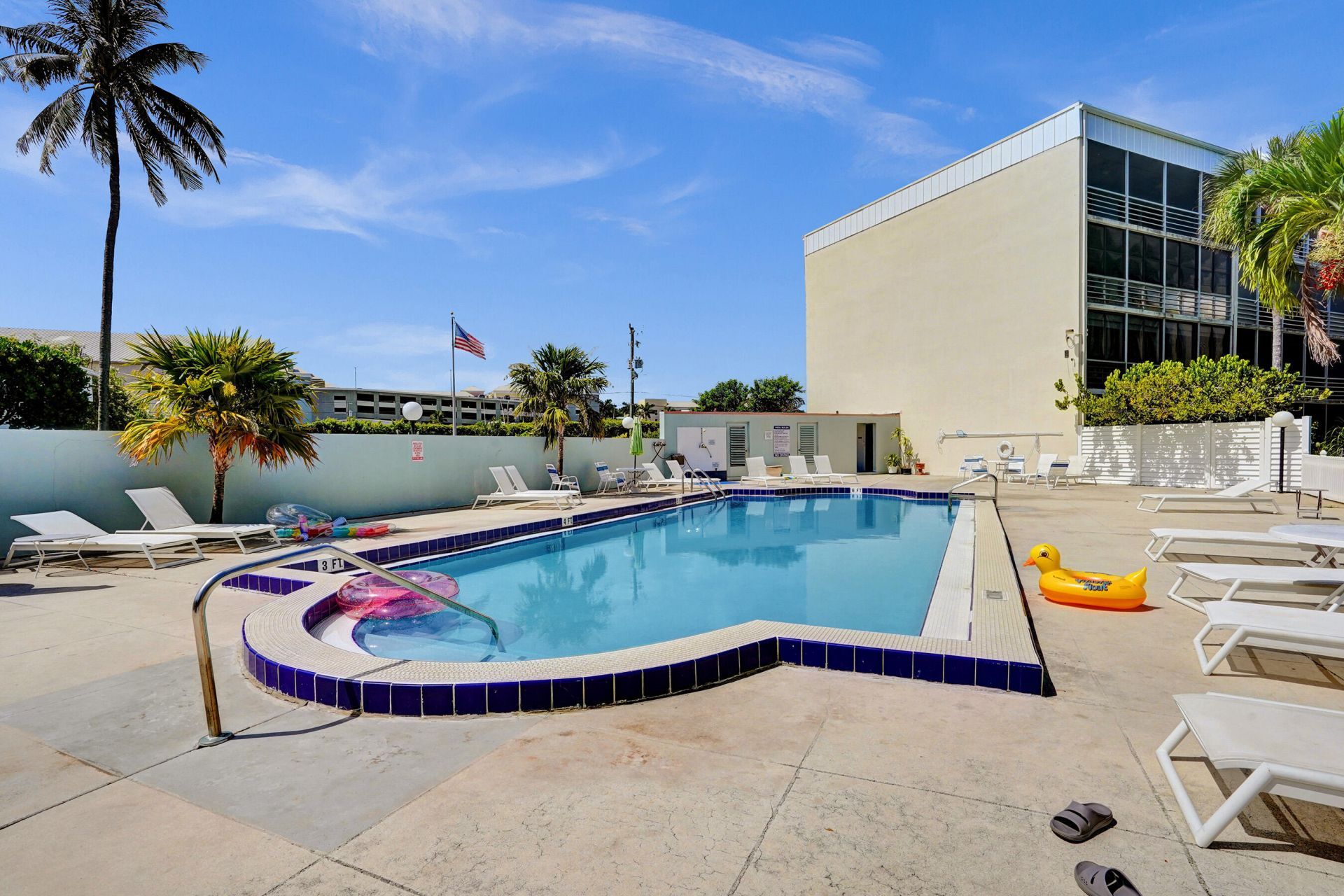 890 N Federal Highway, Unit 410, Lantana, FL 33462 Photo