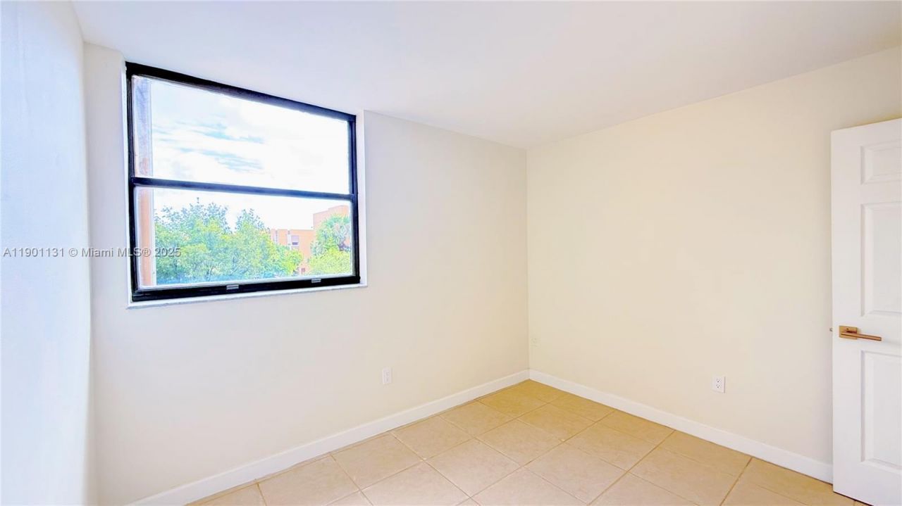 9440 W Flagler St, Unit 306, Miami, FL 33174 Photo