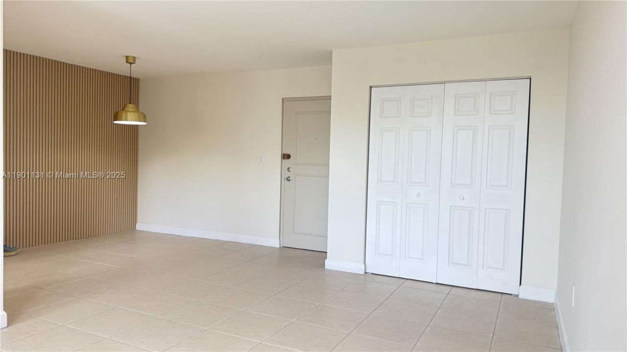 9440 W Flagler St, Unit 306, Miami, FL 33174 Photo