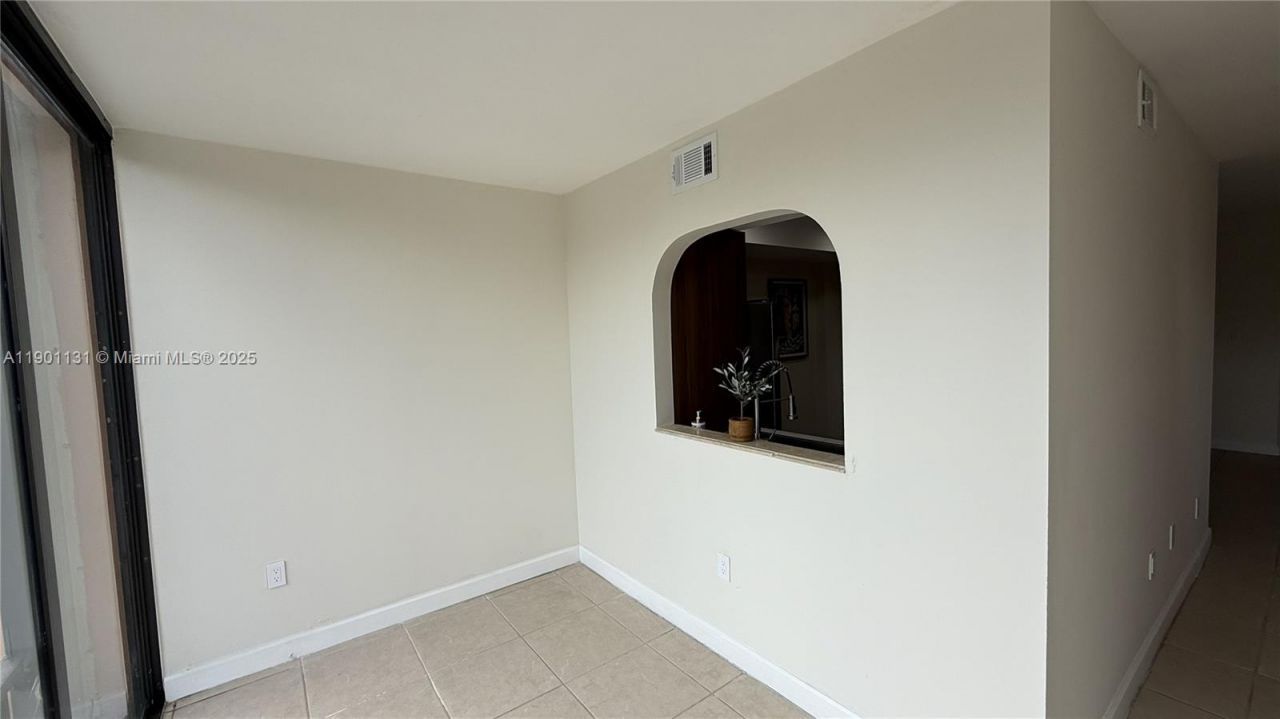 9440 W Flagler St, Unit 306, Miami, FL 33174 Photo