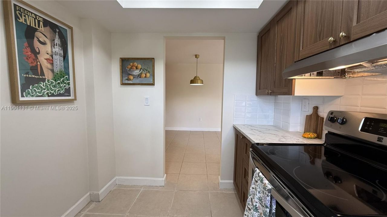 9440 W Flagler St, Unit 306, Miami, FL 33174 Photo