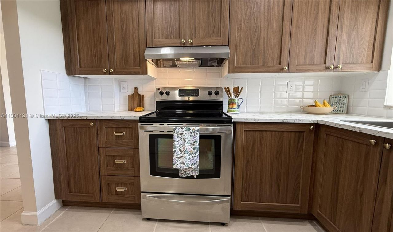 9440 W Flagler St, Unit 306, Miami, FL 33174 Photo