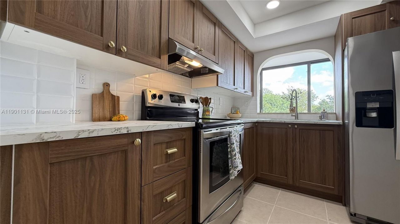 9440 W Flagler St, Unit 306, Miami, FL 33174 Photo