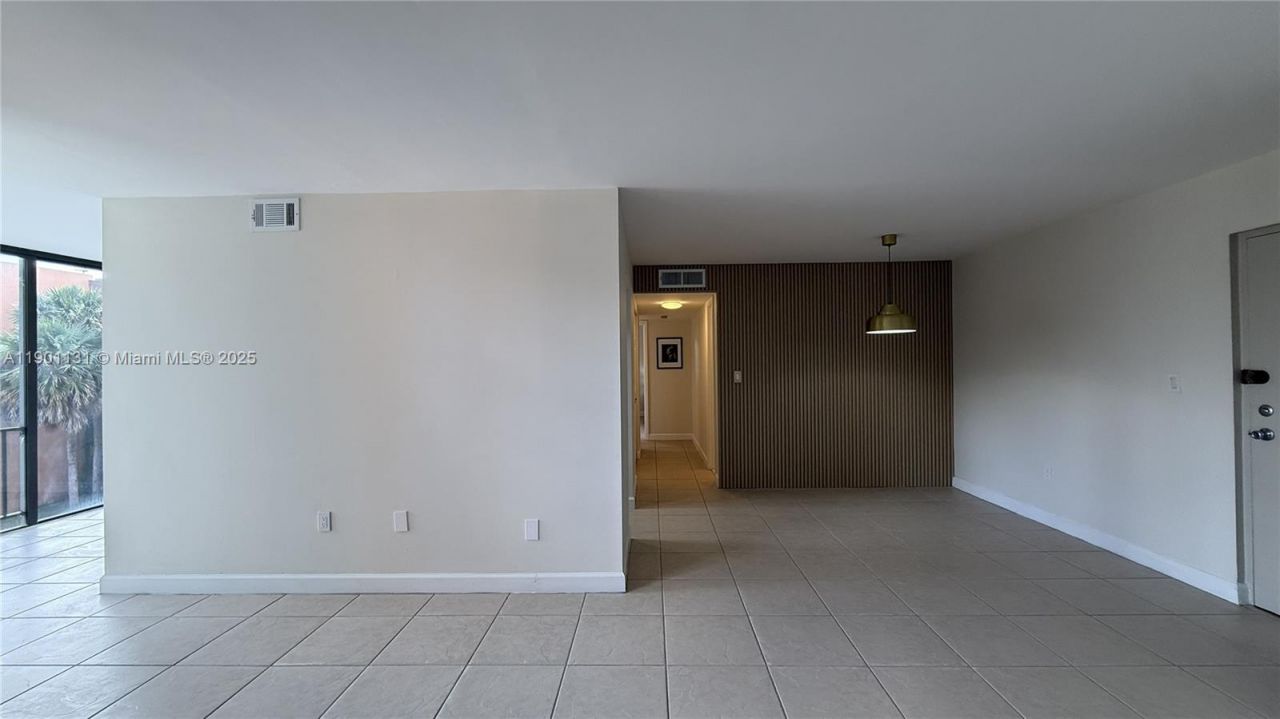 9440 W Flagler St, Unit 306, Miami, FL 33174 Photo