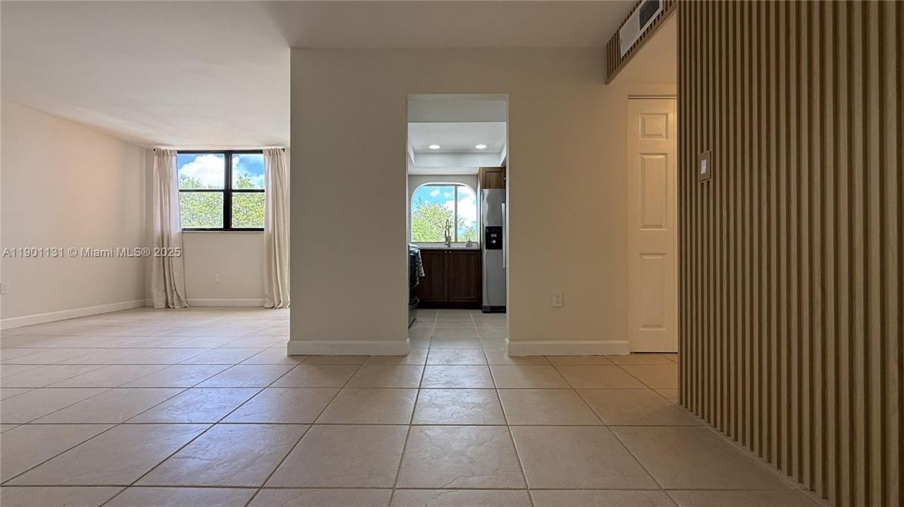 9440 W Flagler St, Unit 306, Miami, FL 33174 Photo
