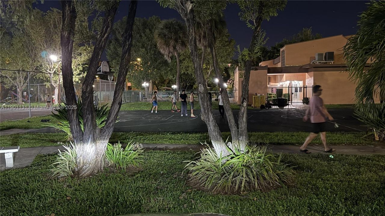 9440 W Flagler St, Unit 306, Miami, FL 33174 Photo