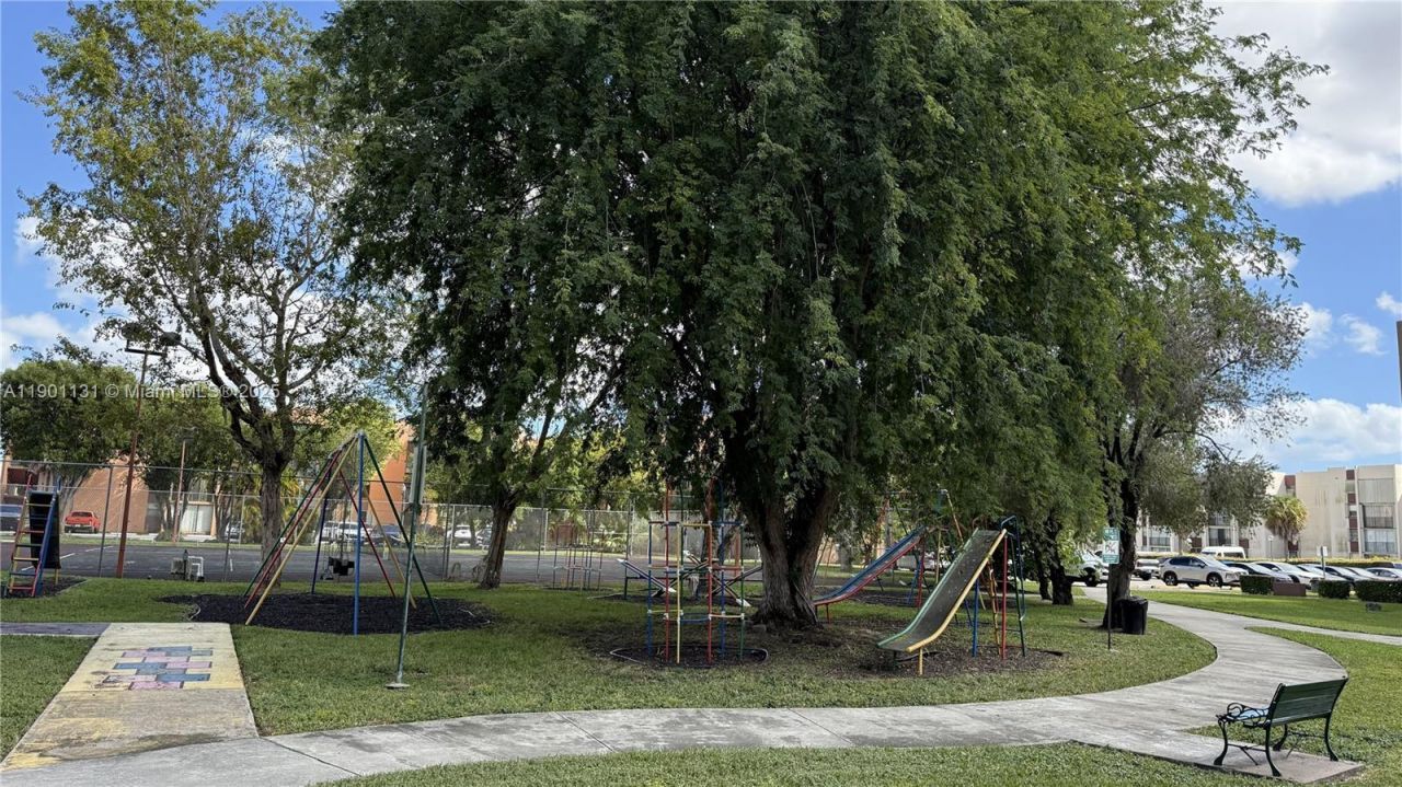 9440 W Flagler St, Unit 306, Miami, FL 33174 Photo