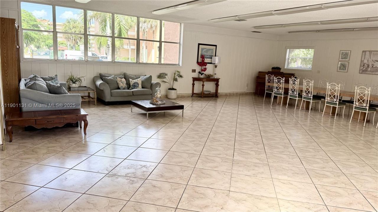 9440 W Flagler St, Unit 306, Miami, FL 33174 Photo