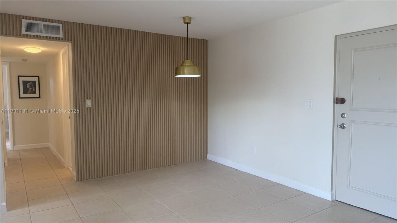 9440 W Flagler St, Unit 306, Miami, FL 33174 Photo