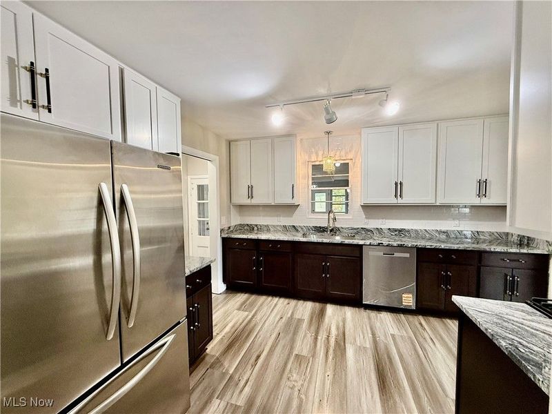 278 Smith Drive, Tallmadge, OH 44278 Photo 6