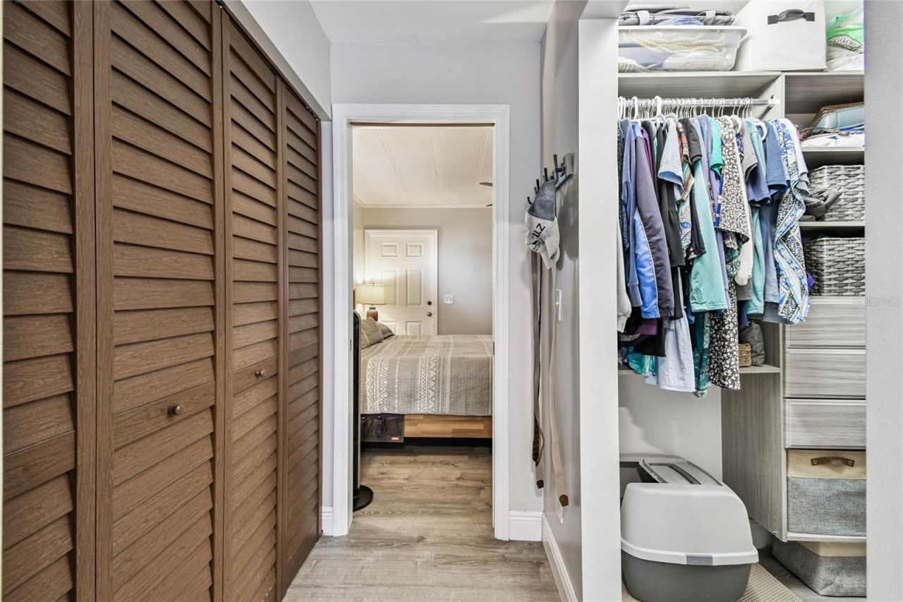 209 E 52nd Avenue Plaza E, Bradenton, FL 34203 Photo