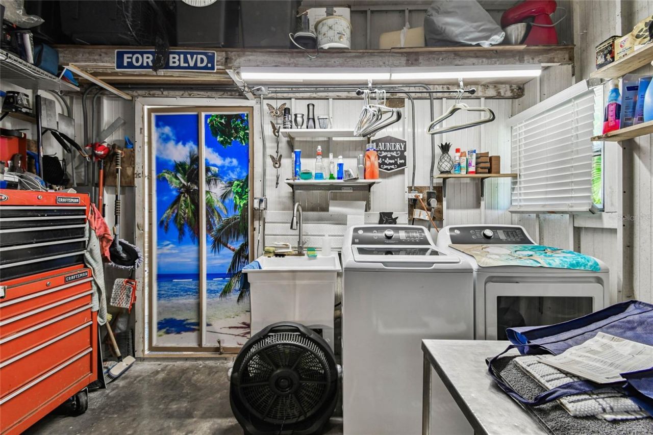 209 E 52nd Avenue Plaza E, Bradenton, FL 34203 Photo