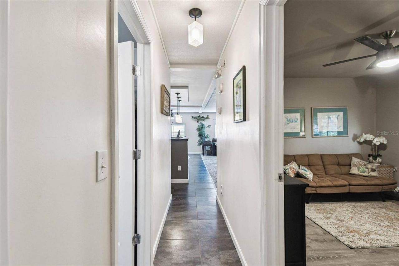 209 E 52nd Avenue Plaza E, Bradenton, FL 34203 Photo