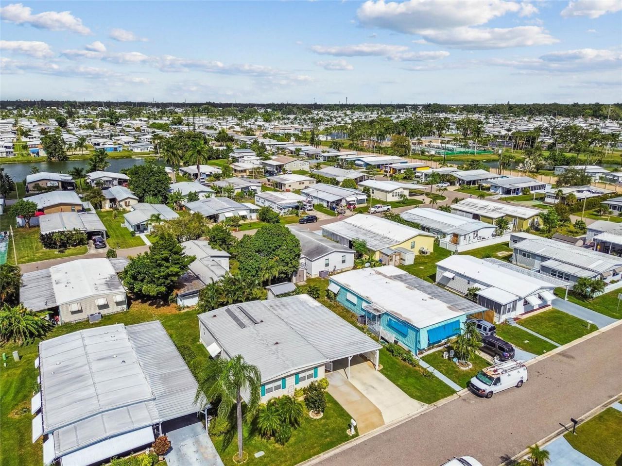 209 E 52nd Avenue Plaza E, Bradenton, FL 34203 Photo