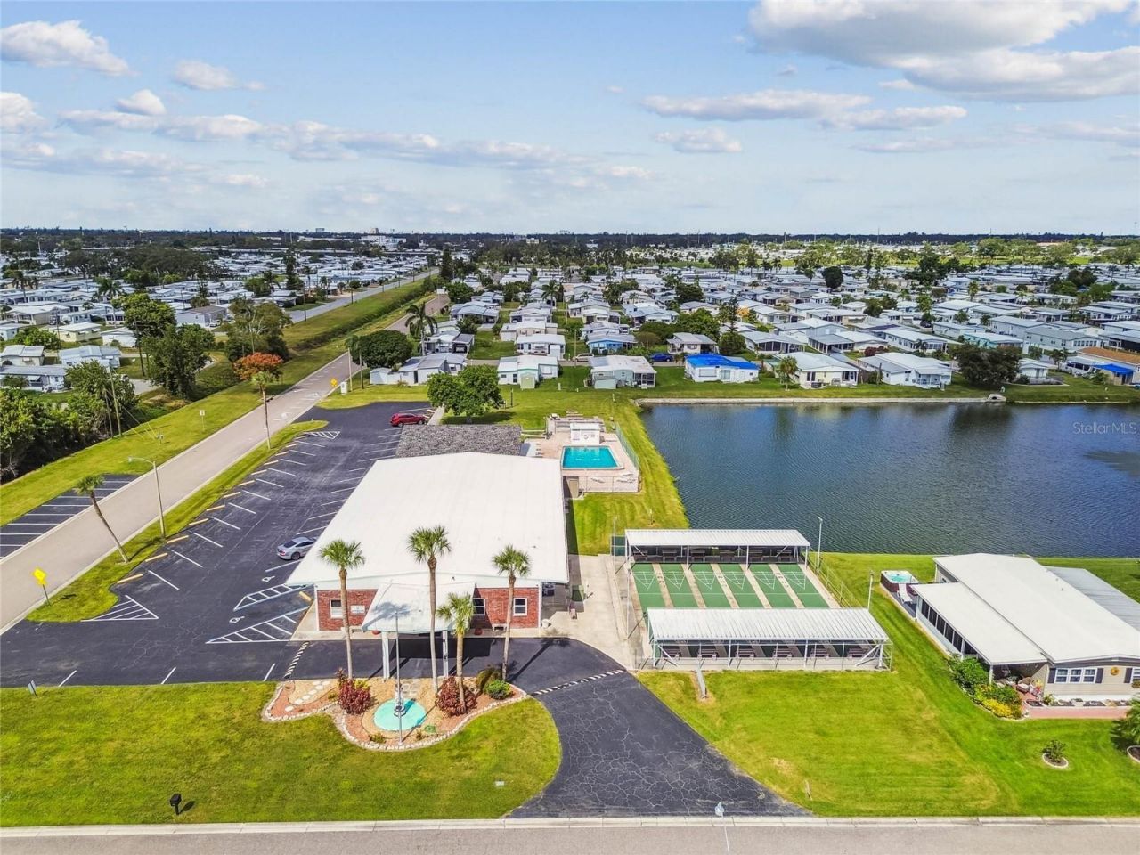 209 E 52nd Avenue Plaza E, Bradenton, FL 34203 Photo