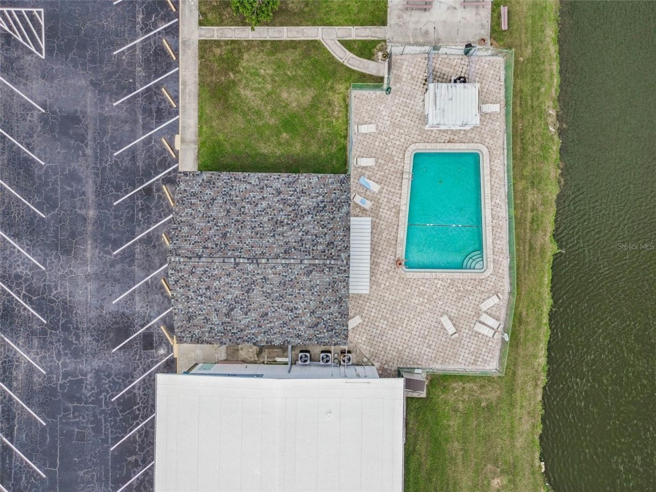 209 E 52nd Avenue Plaza E, Bradenton, FL 34203 Photo