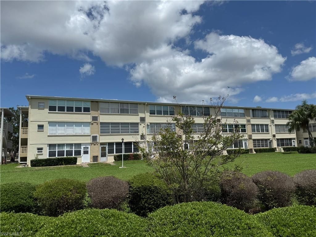 8101 11th N St N, Unit 320, Saint Petersburg, FL 33702 Photo