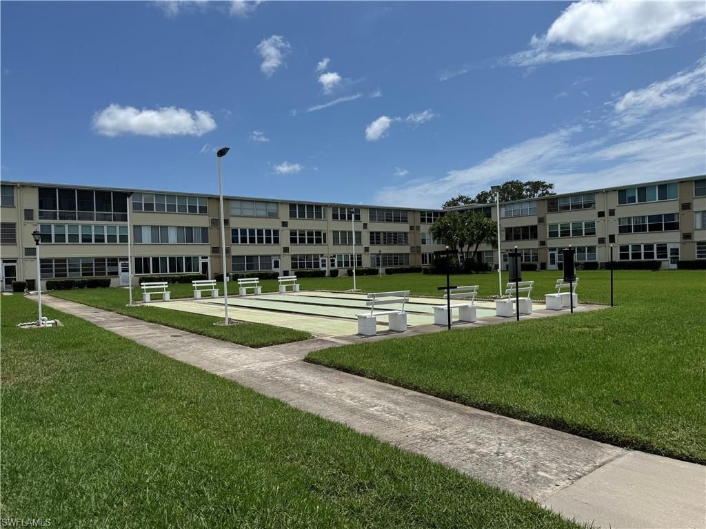 8101 11th N St N, Unit 320, Saint Petersburg, FL 33702 Photo