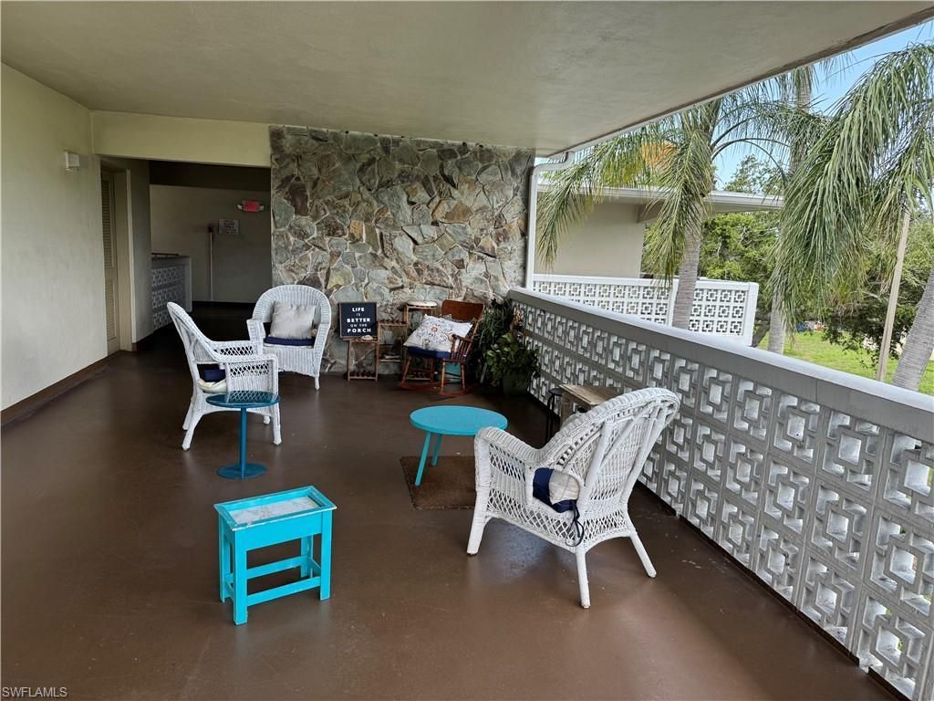 8101 11th N St N, Unit 320, Saint Petersburg, FL 33702 Photo