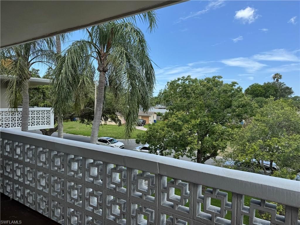 8101 11th N St N, Unit 320, Saint Petersburg, FL 33702 Photo