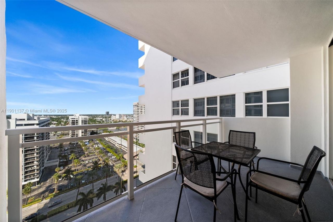 2030 S Ocean Dr, Unit 1701, Hallandale Beach, FL 33009 Photo
