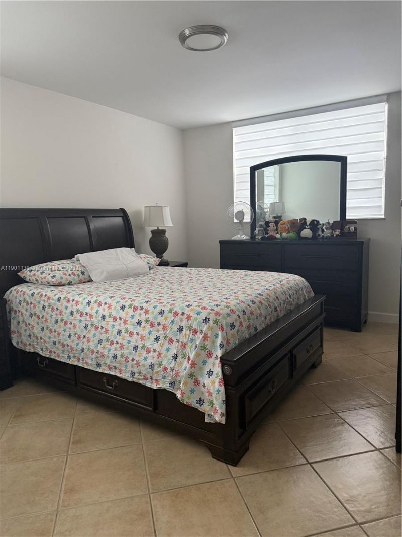 2850 Somerset Dr, Unit 202L, Lauderdale Lakes, FL 33311 Photo