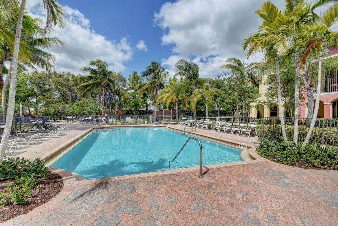 6516 Morgan Hill Trail, Unit 1802, West Palm Beach, FL 33411 Photo