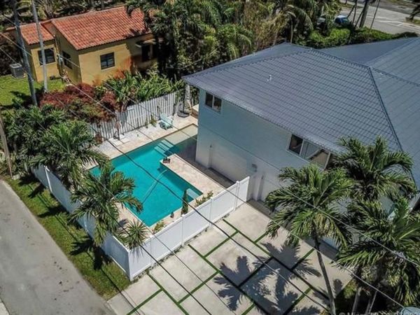 1550 Tyler St, Hollywood, FL 33020