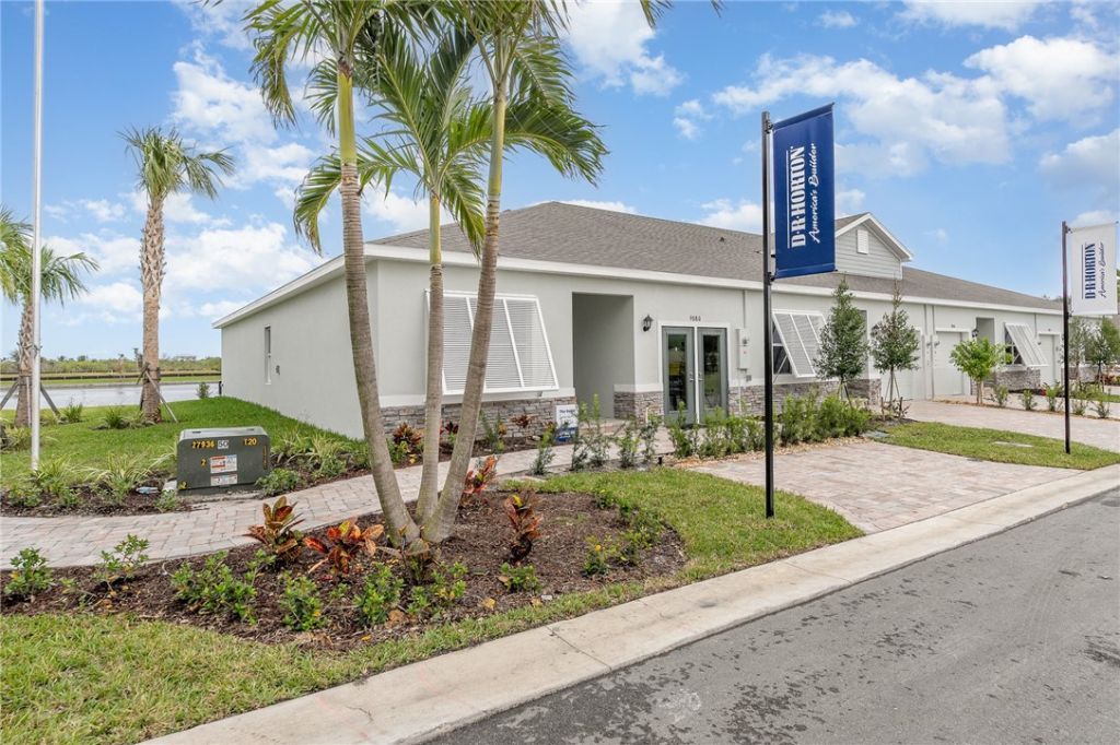 8982 Orchid Reserve Circle, Sebastian, FL 32985 Photo