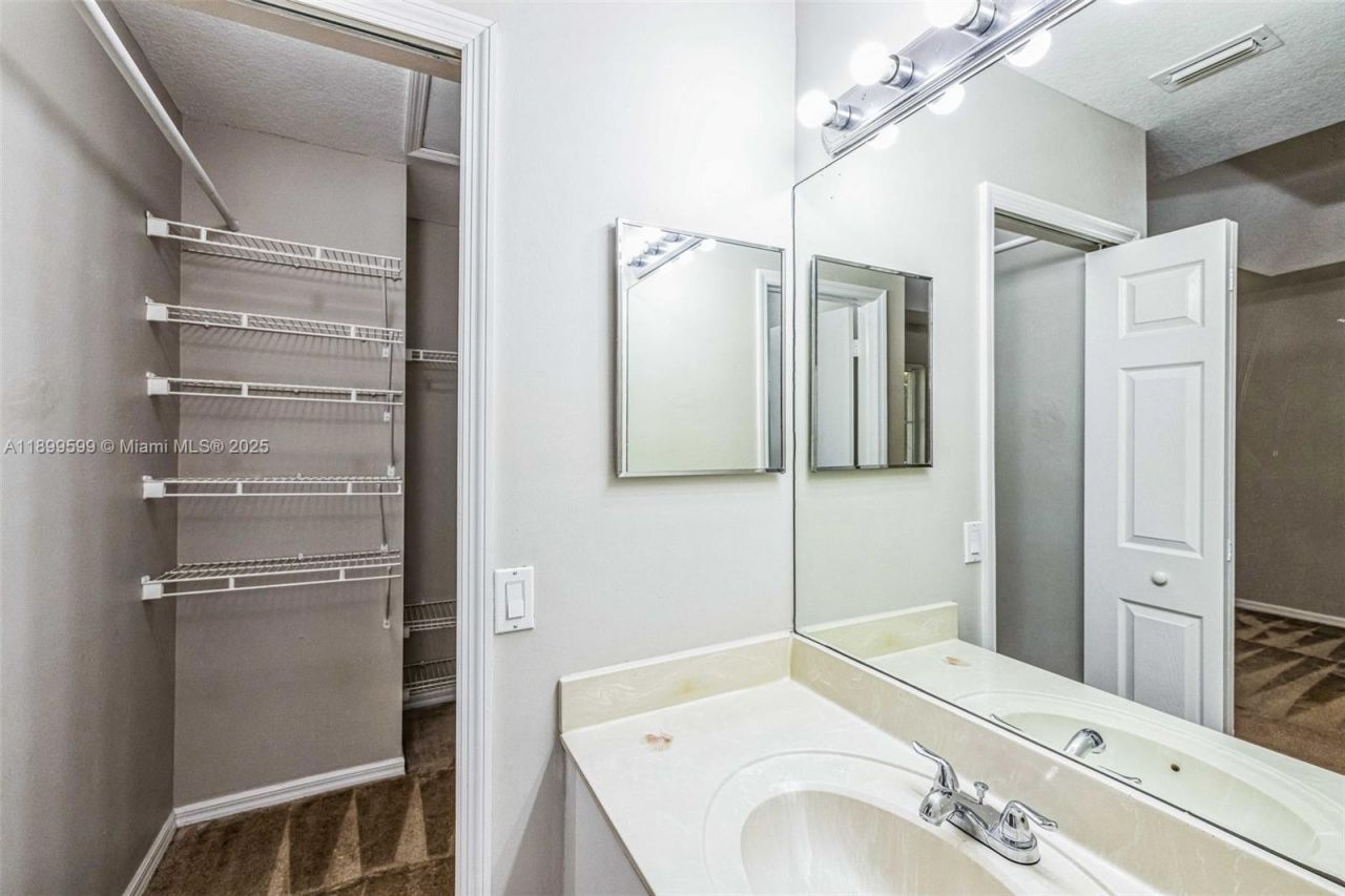 1655 SE 30th St, Homestead, FL 33035 Photo