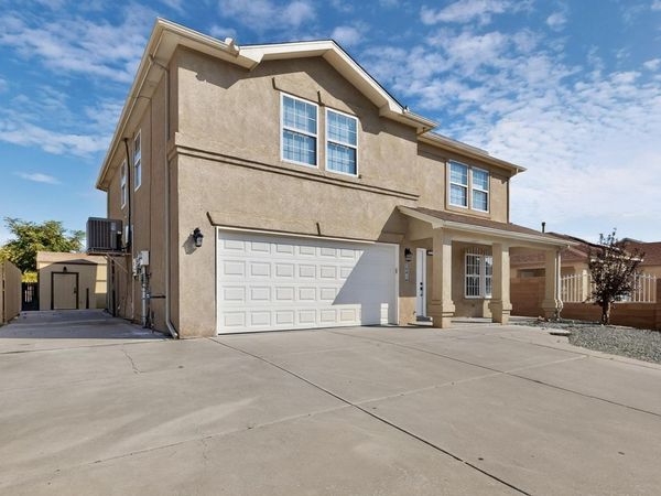 7001 Zinnia NW, Albuquerque, NM 87121