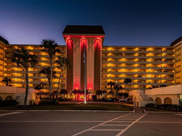 4725 COVE CIRCLE, Unit 604, ST PETERSBURG, FL 33708