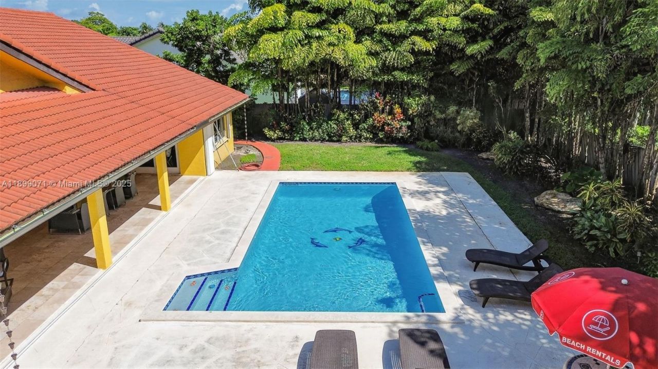 7720 SW 176th St, Palmetto Bay, FL 33157 Photo