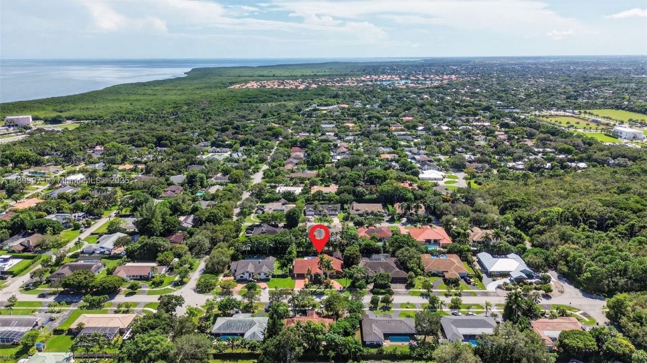 7720 SW 176th St, Palmetto Bay, FL 33157 Photo