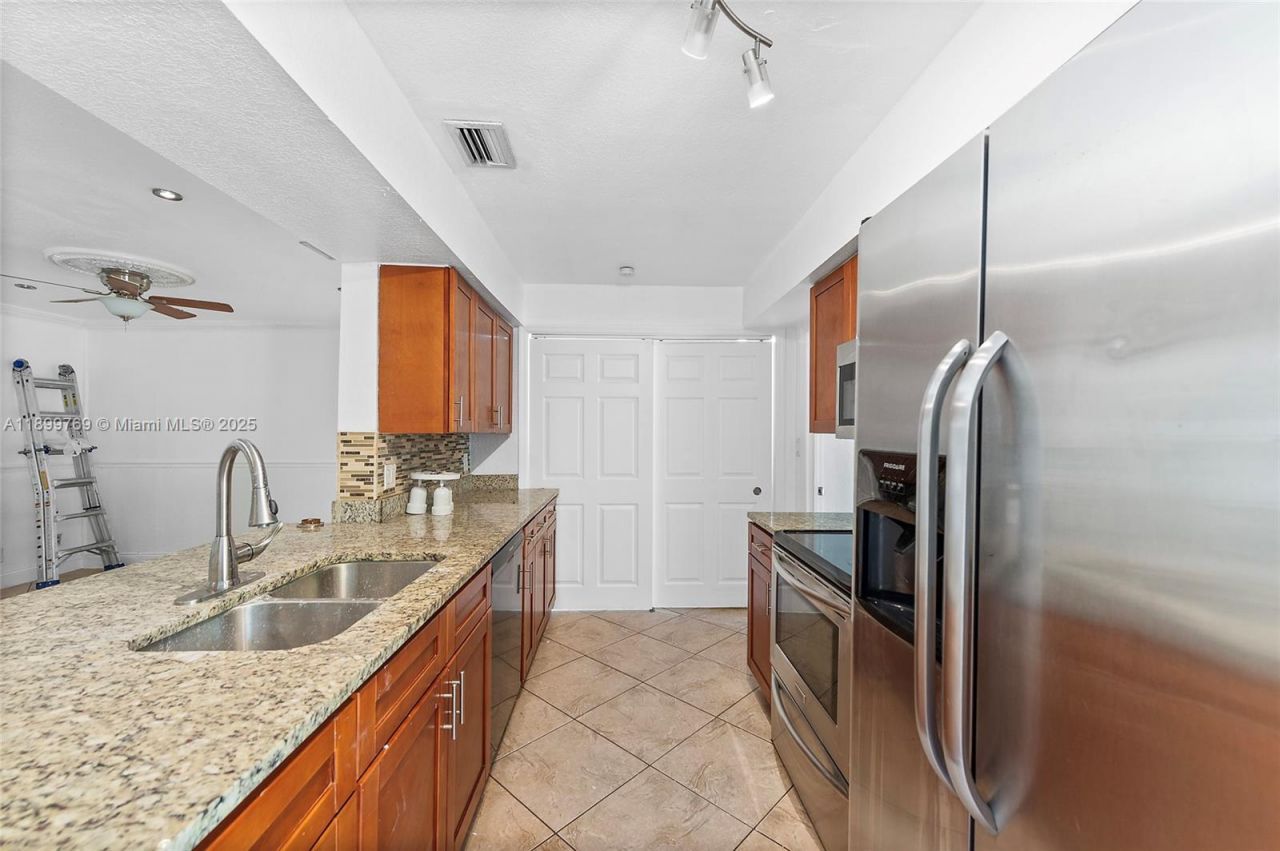 2545 NW 59th Ave, Margate, FL 33063 Photo