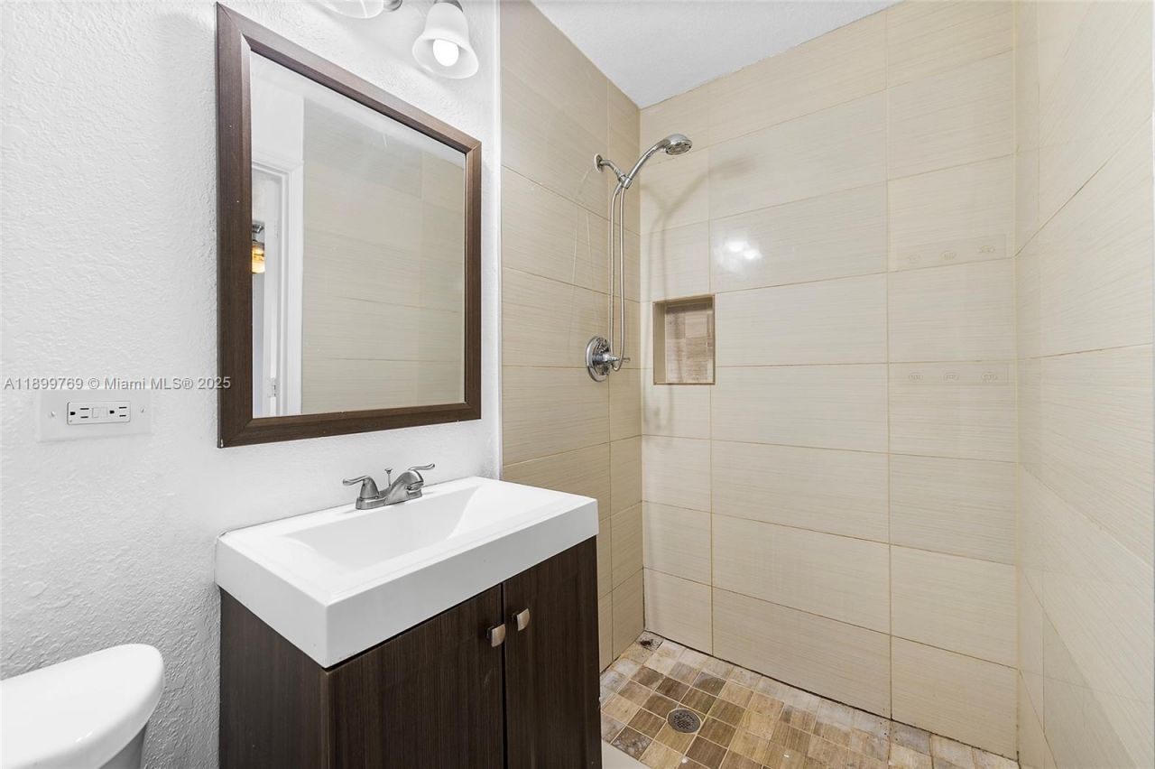 2545 NW 59th Ave, Margate, FL 33063 Photo