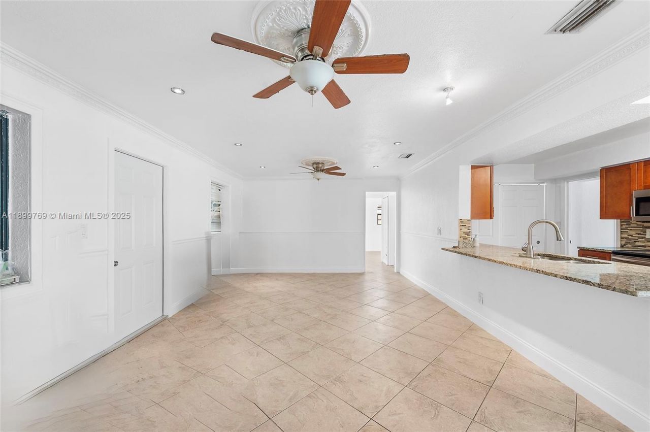 2545 NW 59th Ave, Margate, FL 33063 Photo